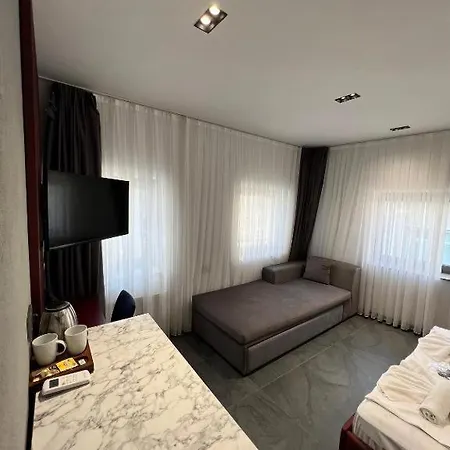 Abone 2* Istanbul
